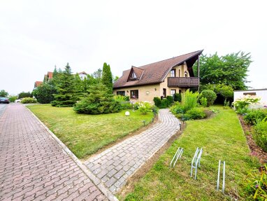 Einfamilienhaus zum Kauf 350.000 € 8 Zimmer 213 m² 735 m² Grundstück Stavenhagen, Reuterstadt Stavenhagen 17153