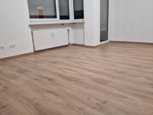 Wohnung zur Miete 850 € 2 Zimmer 55 m² Geschoss 3/4 frei ab sofort Kasernenviertel Regensburg 93053