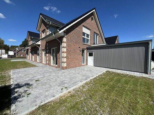 Wohnung zur Miete - Erstbezug 890 € 3 Zimmer 88,8 m² EG Steenfelde Westoverledingen / Flachsmeer 26810