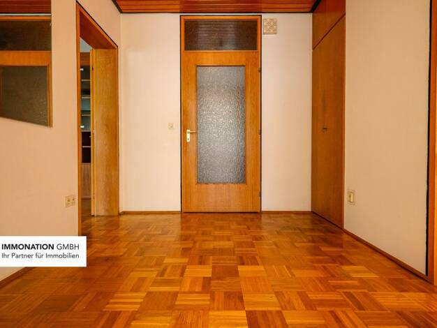 Wohnung zum Kauf 310.000 € 2 Zimmer 75 m² EG frei ab sofort Burgberg Erlangen 91054