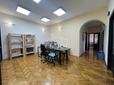 Büro-/Praxisfläche zur Miete 800 € 5 Zimmer Rijeka 51000