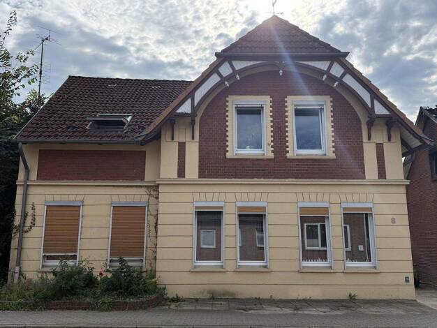 Mehrfamilienhaus zum Kauf provisionsfrei als Kapitalanlage geeignet 699.000 € 650 m² 547 m² Grundstück Kellinghusen 25548