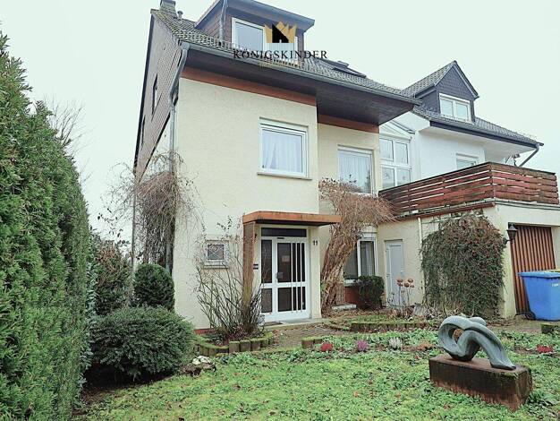 Doppelhaushälfte zum Kauf provisionsfrei 555.000 € 7 Zimmer 258 m² 562 m² Grundstück Oberjosbach Niedernhausen / Oberjosbach 65527