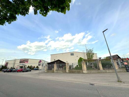 Halle/Industriefläche zum Kauf 2.415,9 m² Lagerfläche teilbar ab 1.000 m² Karlsdorf Karlsdorf-Neuthard 76689