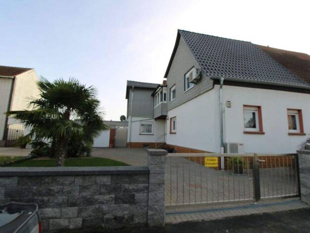 Mehrfamilienhaus zum Kauf 450.000 € 6 Zimmer 180 m² 708 m² Grundstück Gartenstadt Ludwigshafen am Rhein 67065