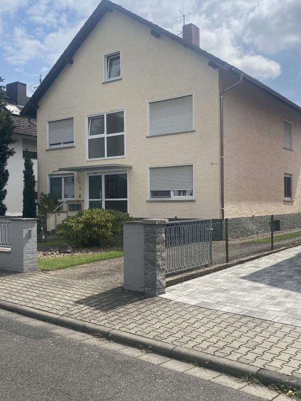 3-Familienhaus im BIETERVERFAHREN