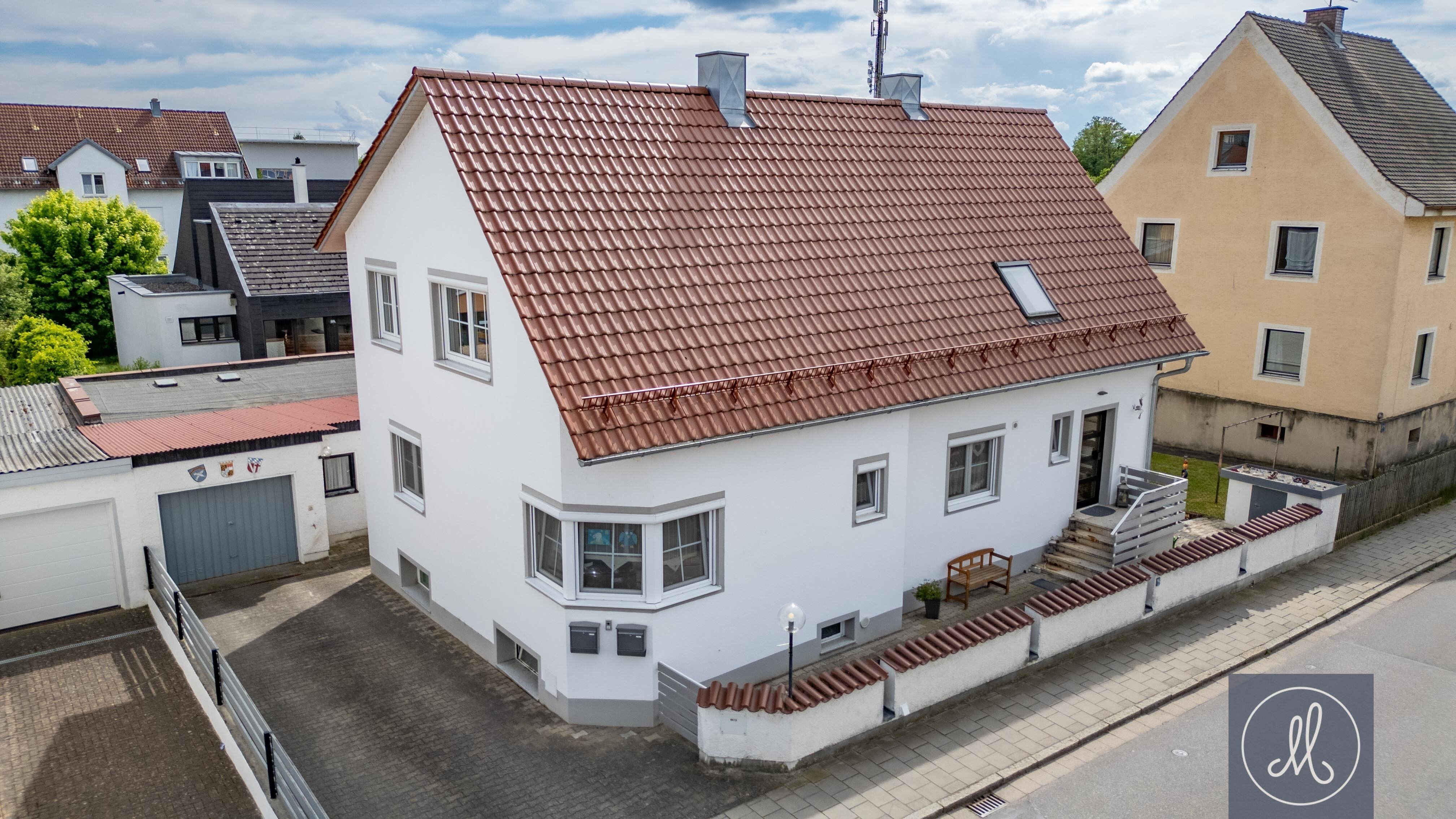 Einfamilienhaus zum Kauf 490.000 € 6 Zimmer 174 m²<br/>Wohnfläche 478 m²<br/>Grundstück ab sofort<br/>Verfügbarkeit Regenstauf Regenstauf 93128