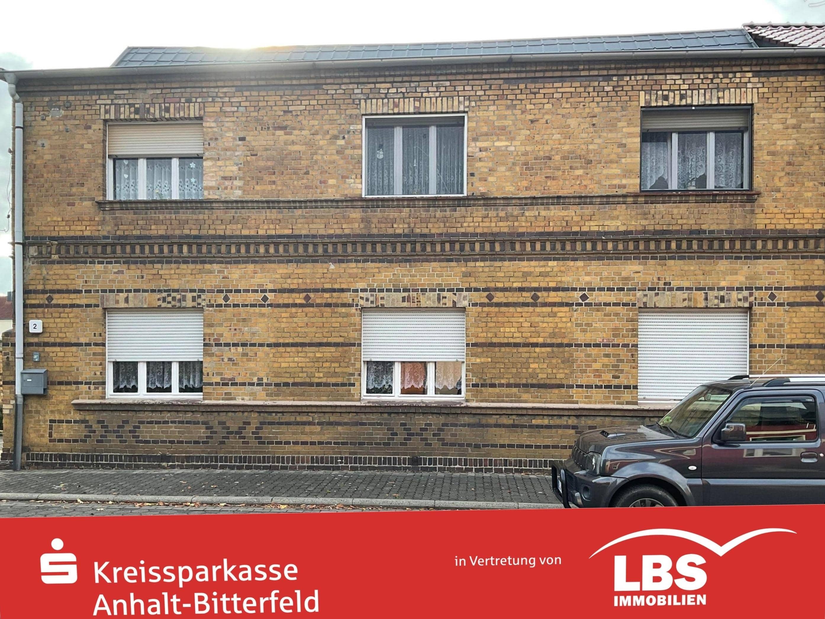 Mehrfamilienhaus zum Kauf 145.000 € 10 Zimmer 170 m²<br/>Wohnfläche 657 m²<br/>Grundstück Holzweißig Bitterfeld-Wolfen 06808