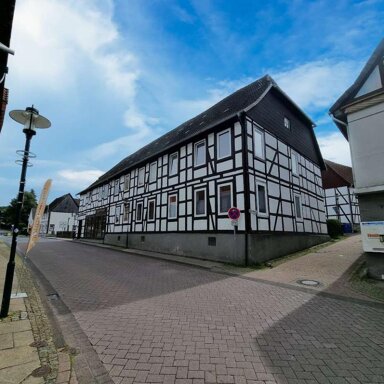 Mehrfamilienhaus zum Kauf als Kapitalanlage geeignet 620.000 € 2.015 m² Nieheim Nieheim 33039