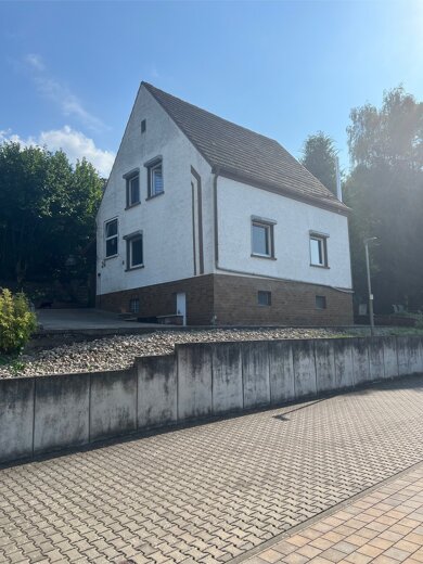 Haus zum Kauf 209.000 € 115 m² 702 m² Grundstück Contwig Contwig 66497