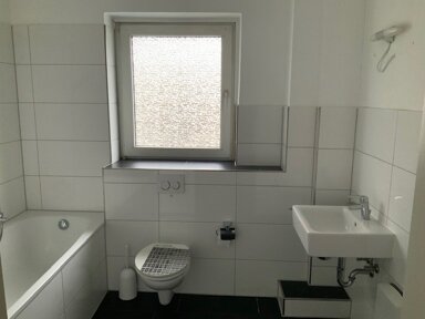 Wohnung zur Miete 439 € 2 Zimmer 54 m² 1. Geschoss Düsseldorfer Straße 322 Dellviertel Duisburg 47053