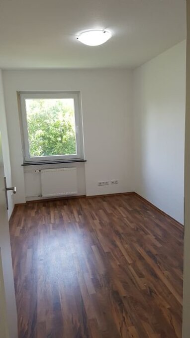 Wohnung zur Miete 800 € 4 Zimmer 78,3 m² 1. Geschoss Heidenfelderstraße Veitshöchheim Veitshöchheim 97209