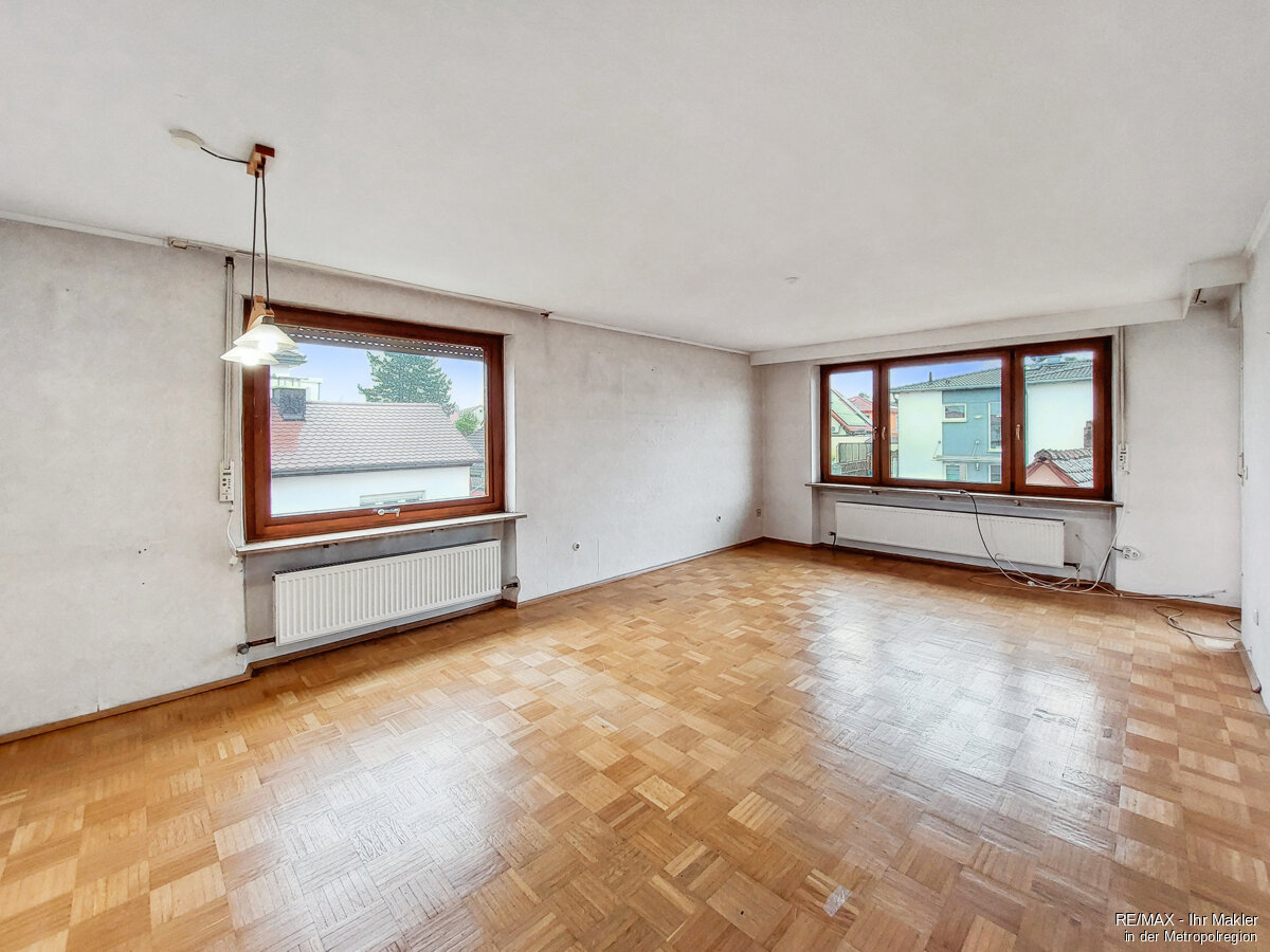 Wohnung zum Kauf 280.000 € 3 Zimmer 80 m²<br/>Wohnfläche 1. Stock<br/>Geschoss Unterasbach Oberasbach 90522