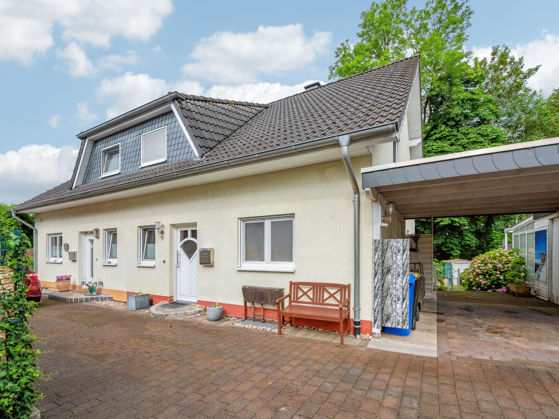 Doppelhaushälfte zum Kauf 360.000 € 4 Zimmer 116 m²<br/>Wohnfläche 240 m²<br/>Grundstück Nordborchen Borchen 33178