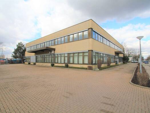 Verkaufsfläche zur Miete provisionsfrei 7 Zimmer 890 m² Verkaufsfläche Ohmstraße 12 Karlsfeld 85757