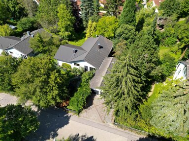 Einfamilienhaus zum Kauf 799.000 € 9 Zimmer 216,1 m² 1.358 m² Grundstück frei ab sofort Niedergebraching Pentling 93080