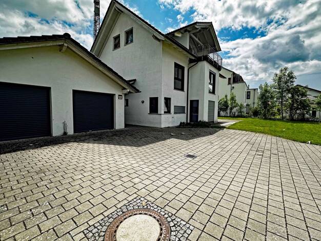 Mehrfamilienhaus zum Kauf 1.200.000 € 11 Zimmer 337 m² 813 m² Grundstück Ottobeuren 87724