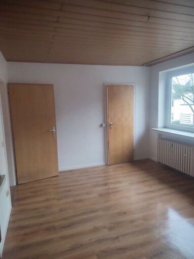 Wohnung zur Miete 349 € 2,5 Zimmer 41 m² 1. Geschoss Oggersheim / Stadtbezirk 313 Oberhausen , Rheinl 46047
