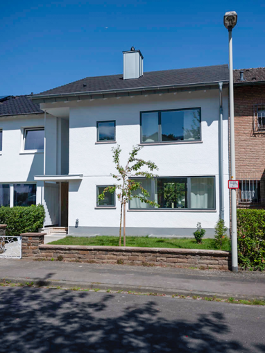 Einfamilienhaus zur Miete 2.180 € 5 Zimmer 134 m² 211 m² Grundstück Mehlem-Rheinaue Bonn 53179