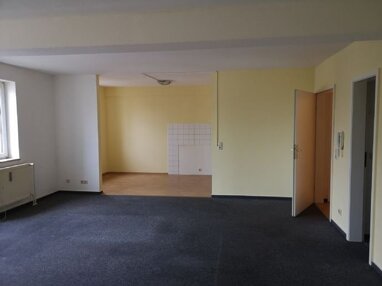 Wohnung zur Miete 420 € 2 Zimmer 65 m² 2. Geschoss Str. des Friedens 50 A Tornau Gräfenhainichen 06772