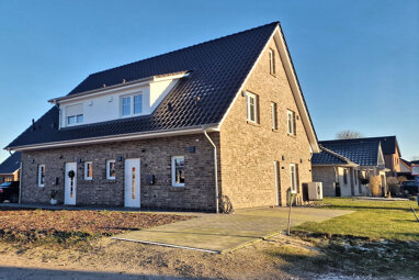 Doppelhaushälfte zum Kauf 359.000 € 4 Zimmer 106 m² 311 m² Grundstück Twistringen Twistringen 27239