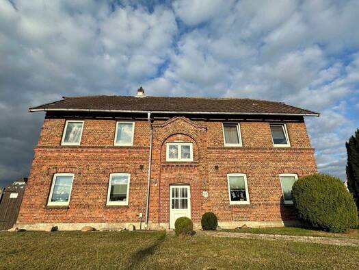 Mehrfamilienhaus zum Kauf 469.000 € 8 Zimmer 180 m² 1.341 m² Grundstück Moorrege 25436