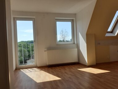 Wohnung zur Miete 399 € 3 Zimmer 77 m² 1. Geschoss Kohren-Sahlis Frohburg OT Kohren-Salis 04654