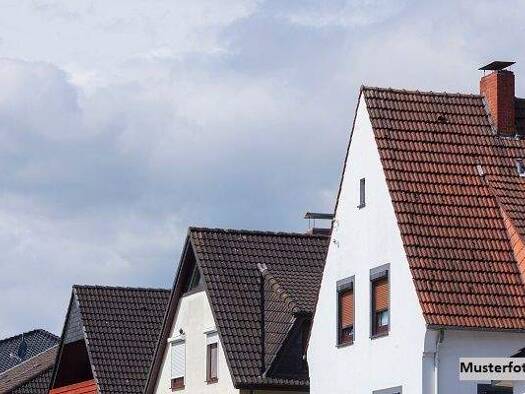 Einfamilienhaus zum Kauf 97.000 € 5 Zimmer 127 m² 164 m² Grundstück Marktbreit 97340