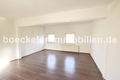 Wohnung zur Miete 300 € 1 Zimmer 42,9 m² 2. Geschoss frei ab 15.04.2025 Giebichenstein Halle 06114