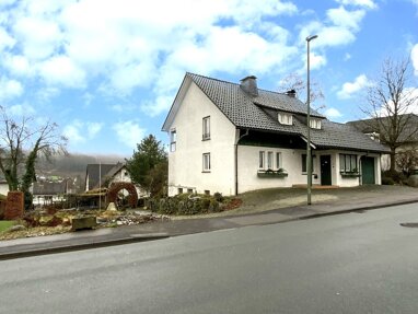 Haus zum Kauf 349.000 € 6 Zimmer 164 m² 1.000 m² Grundstück Benolper Str. 31 Drolshagen Drolshagen 57489