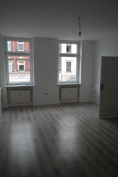 Wohnung zur Miete 399 € 2 Zimmer 76 m² 1. Geschoss frei ab 01.01.2025 Äußere Schneeberger Straße 14 Mitte - Süd 141 Zwickau 08056