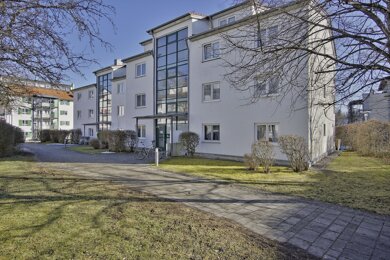 Mehrfamilienhaus zum Kauf provisionsfrei als Kapitalanlage geeignet 478 m² 4.215 m² Grundstück Am Sonnenhof 9 Starnberg Starnberg 82319