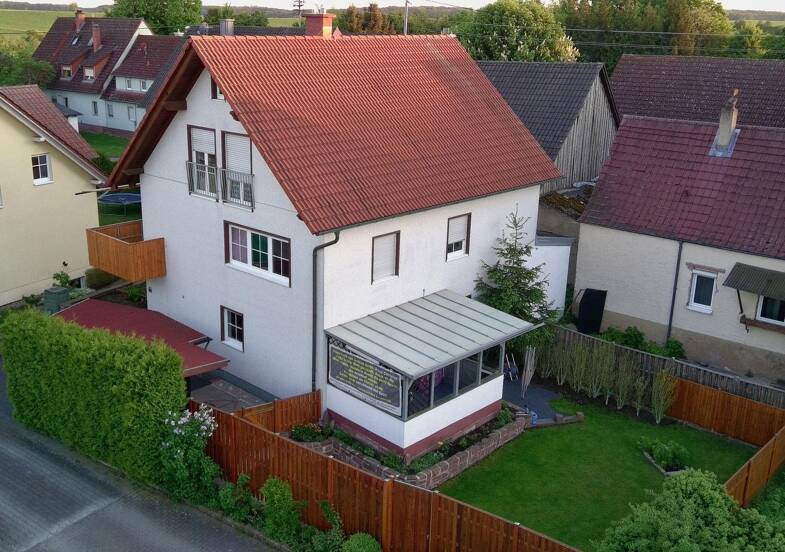 Häuser mit Garage kaufen in Wertheim Sachsenhausen