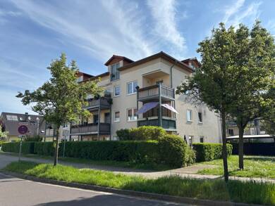 Wohnung zum Kauf 179.000 € 3 Zimmer 80,4 m² Dachgeschoss, 3. Geschoss Thauberg Magdeburg 39116