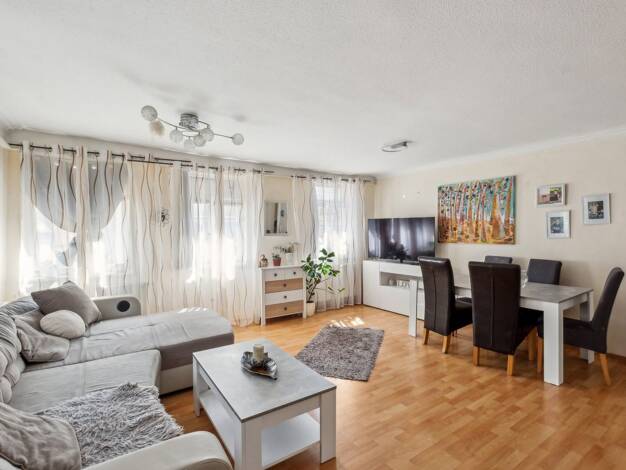 Wohnung zum Kauf 249.000 € 3 Zimmer 72,2 m² 1. Geschoss Bönnigheim 74357