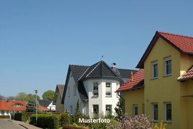 Einfamilienhaus zum Kauf Zwangsversteigerung 89.956 € 4 Zimmer 136 m² 1.251 m² Grundstück Groß Wasserburg Groß Wasserburg 15910