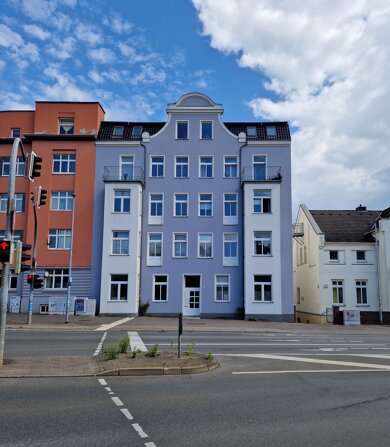 Mehrfamilienhaus zum Kauf als Kapitalanlage geeignet 890.000 € 24 Zimmer 737 m² 298 m² Grundstück Bürgermeister-Bade-Platz 4 Lewenberg Schwerin 19055