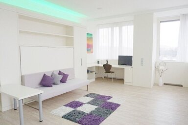 Wohnung zur Miete 1.300 € 1 Zimmer 40 m² Am Riesenfeld München 80809