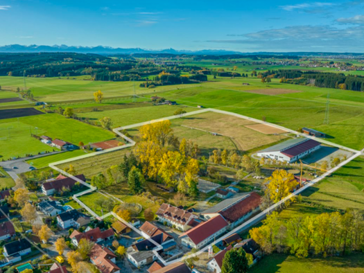 Bauernhaus zum Kauf 5.500.000 € 30 Zimmer 1.400 m² 310.000 m² Grundstück Blonhofen Kaltental 87662