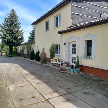 Einfamilienhaus zum Kauf 395.000 € 8 Zimmer 333 m² 1.872 m² Grundstück frei ab 01.08.2024 Löbnitz Löbnitz 04509