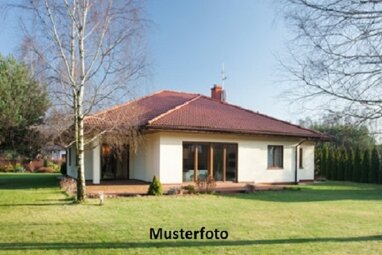Einfamilienhaus zum Kauf Zwangsversteigerung 250.000 € 1 Zimmer 124 m² 675 m² Grundstück Rohrsen 31627