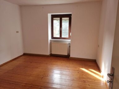 Mehrfamilienhaus zum Kauf 168.000 € 9 Zimmer 210 m² 3.700 m² Grundstück Trippstadt Trippstadt 67661