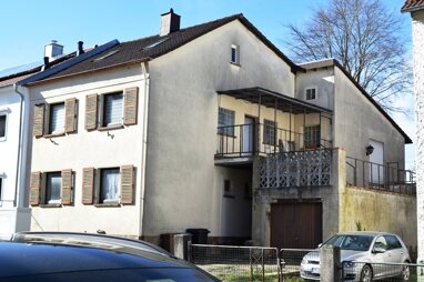Mehrfamilienhaus zum Kauf 69.000 € 8 Zimmer 240 m² 370 m² Grundstück Westl. Stadtgeb. - Weißhof-Erlenteich Pirmasens 66955