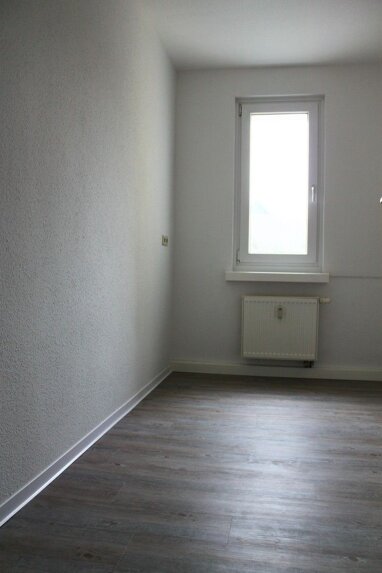 Wohnung zur Miete 760 € 4 Zimmer 75,7 m² 4. Geschoss Taubacher Straße 4b Oberweimar / Ehringsdorf Weimar 99425