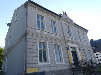 Stadthaus zum Kauf 148.000 € 12 Zimmer 300 m² 817 m² Grundstück frei ab 01.10.2024 Warstein Warstein 59581