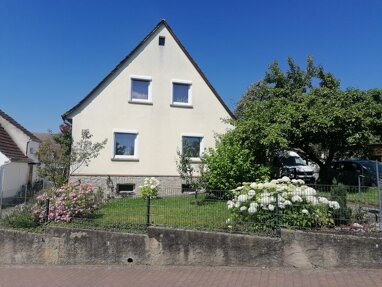 Haus zum Kauf 350.000 € 5 Zimmer 130 m² 710 m² Grundstück Waldbüttelbrunn Waldbüttelbrunn 97297