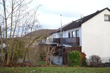 Reihenmittelhaus zur Miete 1.050 € 4 Zimmer 110 m² 211 m² Grundstück frei ab sofort Treuchtlingen Treuchtlingen 91757