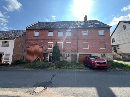 Mehrfamilienhaus zum Kauf 149.000 € 8 Zimmer 234 m² 458 m² Grundstück Hundelshausen Witzenhausen 37215