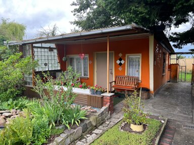 Bungalow zum Kauf 19.000 € 1 Zimmer 30 m² 823 m² Grundstück frei ab sofort Dorfstätten Zerbst Zerbst/Anhalt 39261