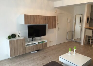 Wohnung zur Miete 870 € 2 Zimmer 77 m² Neukoellner Straße 11 Eltingen Leonberg 71229